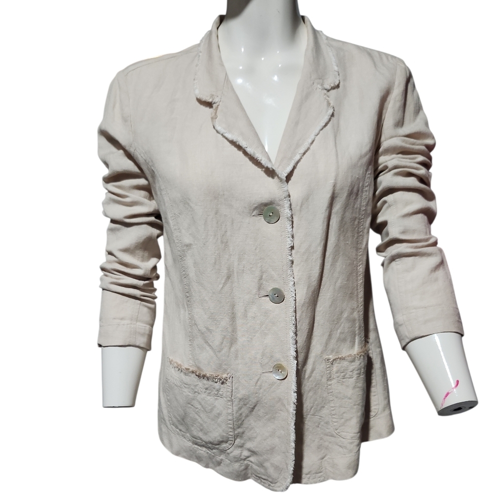 ZOZO Women's Cream Blazer